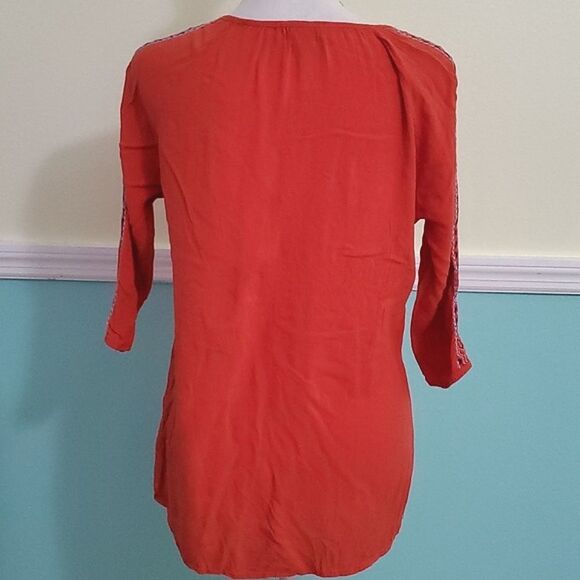 One World Red Orange Embroidered 3/4 Sleeves Boho Peasant Top - Picture 7 of 11